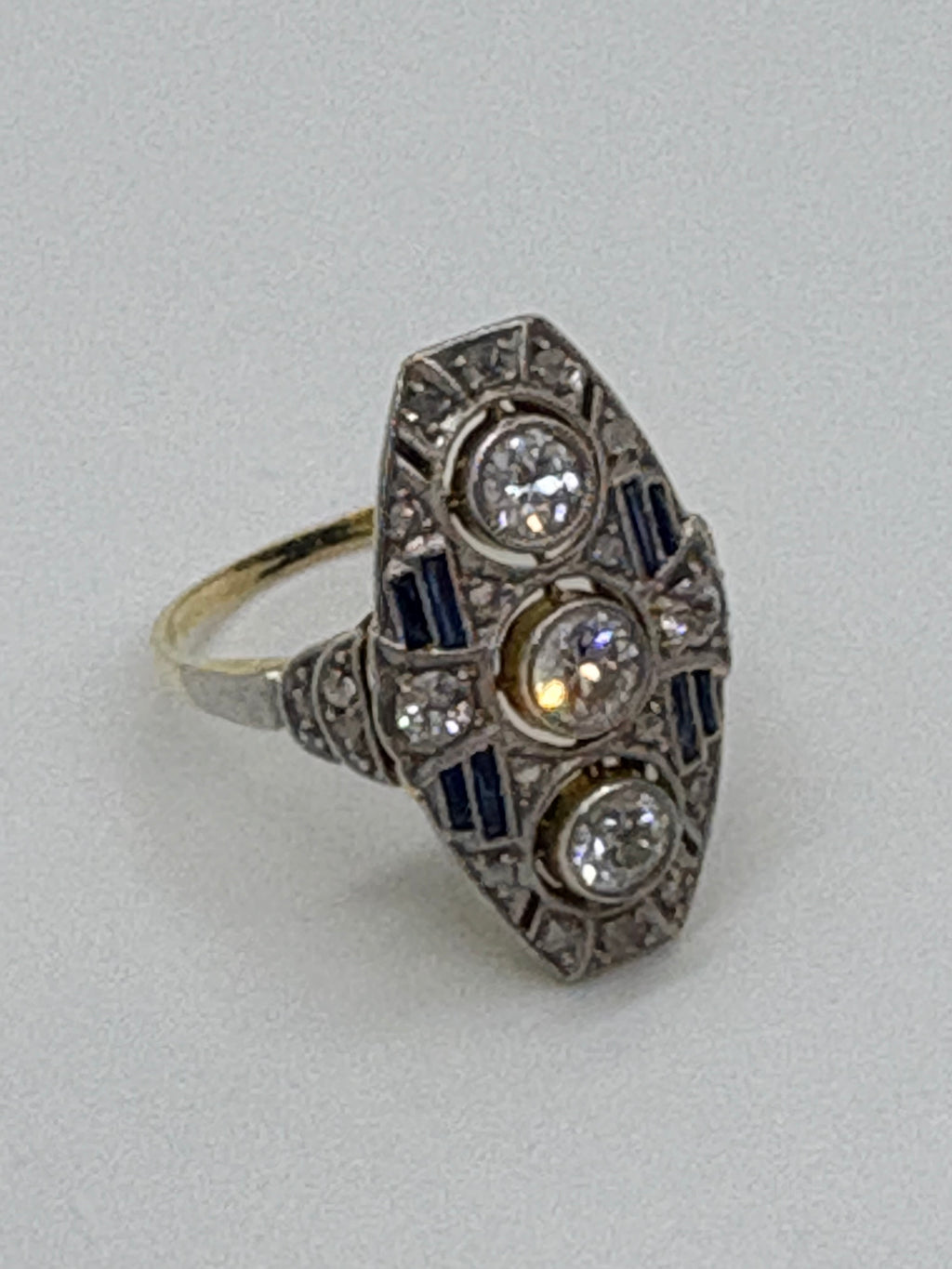 Art deco sapphire and diamond ring