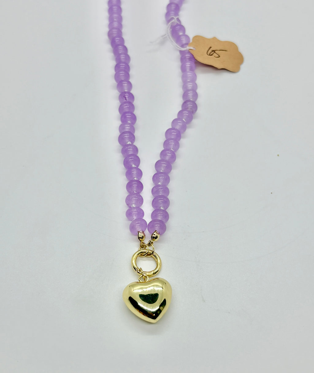 Beaded necklace with gold heart